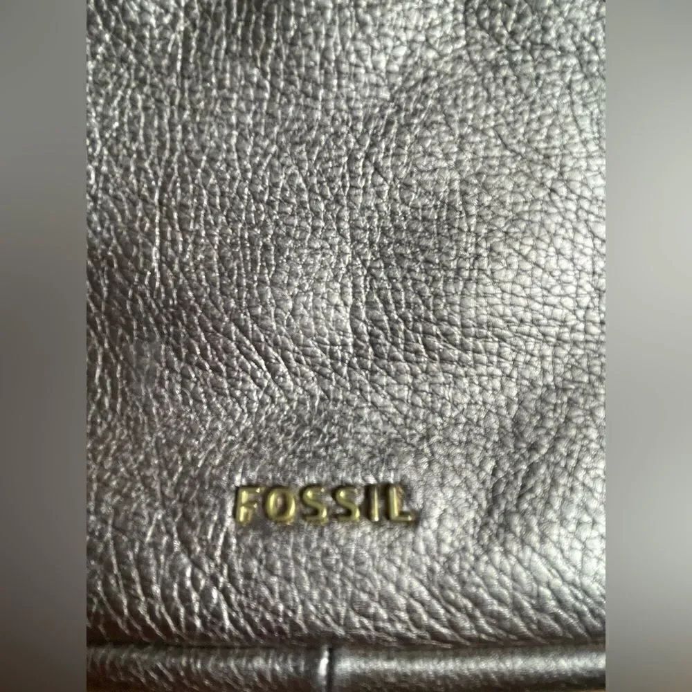 Metallicâfossilâshoulderâbag - Picture 3 of 10
